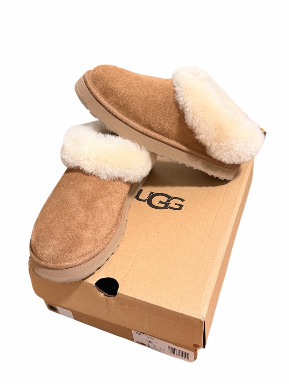 UGG Tazzelle Slipper Big kids size 6  - Chestnut with Cream Fur